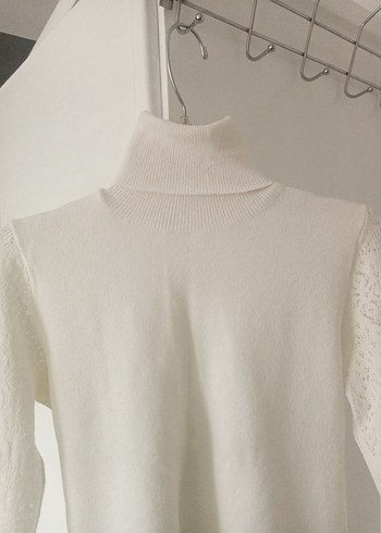 S Beden Ekru boğazlı triko buluz - Görsel 2