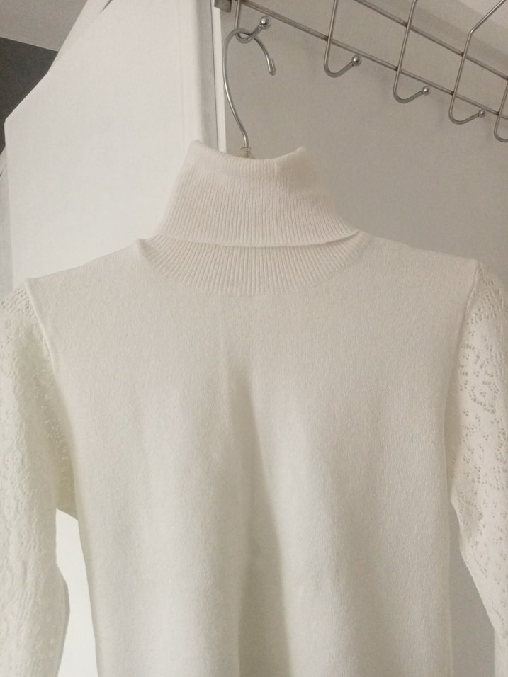 S Beden Ekru boğazlı triko buluz - Görsel 2