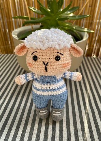 Pastel Gri Amigurumi Kuzu Oyuncak
