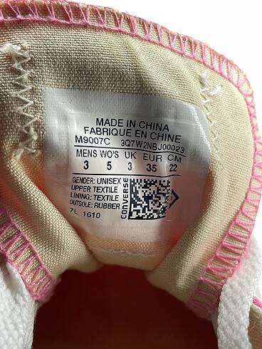 35 Beden pembe Renk Converse Spor Ayakkabı %70 İndirimli.