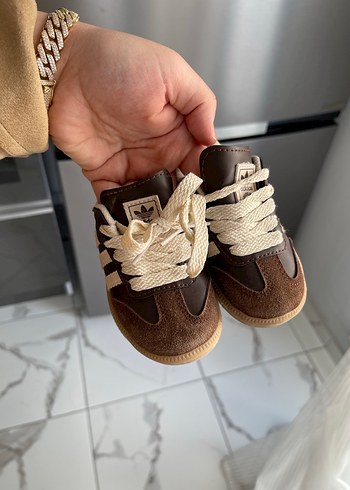 21 Beden Adidas Samba Bebek Ayakkabısı
