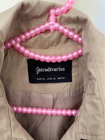xl Beden Stradivarius trençkot