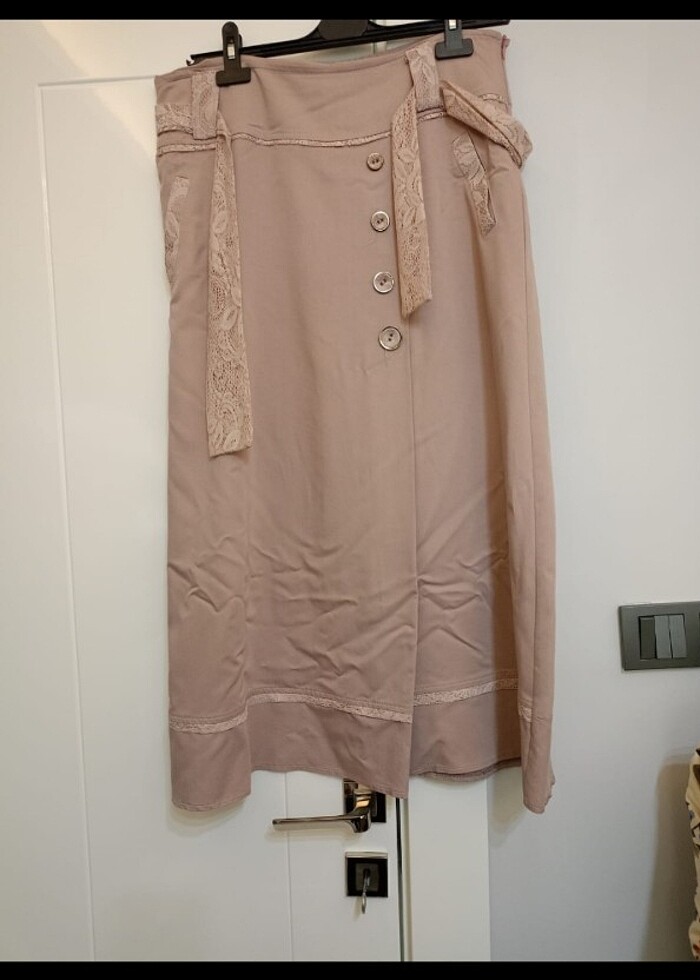 Yumuşak kumaşlı etek - Görsel 3