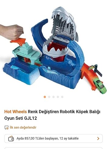 Beden Hot Wheels Renk Değiştiren Robotik Köpek Balığı Oyun Seti GJL12