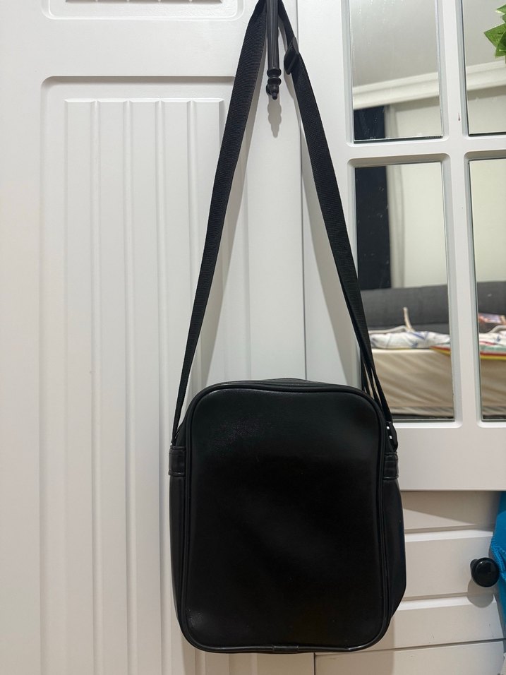 Siyah Adidas unisex Omuz Çantası - Görsel 2