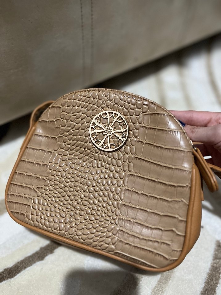 Gold detay 3 bolmeli canta - Görsel 4