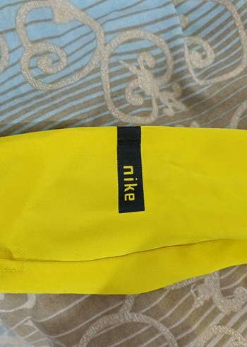Nike Sarı Nike Kapüşonlu Hırka
