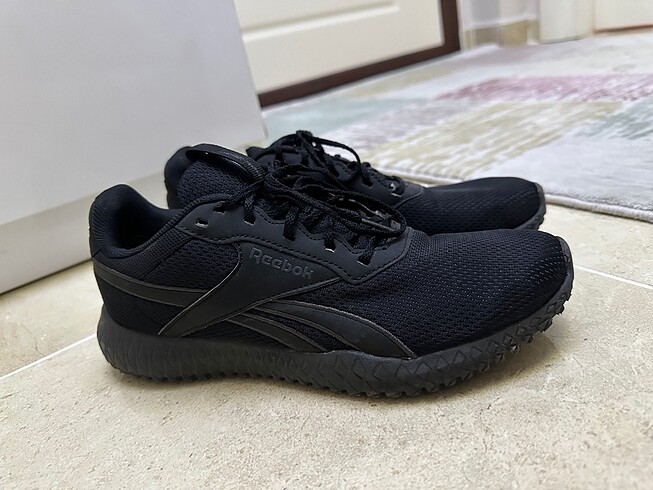 ORİJİNAL REEBOK SPOR AYAKKABI