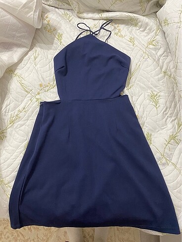 shein sırt dekolteli mini elbise