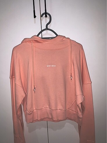 Crop Sweatshirt