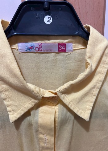 Sarı Düğmeli Kadın Pamuklu Gömlek - Görsel 3