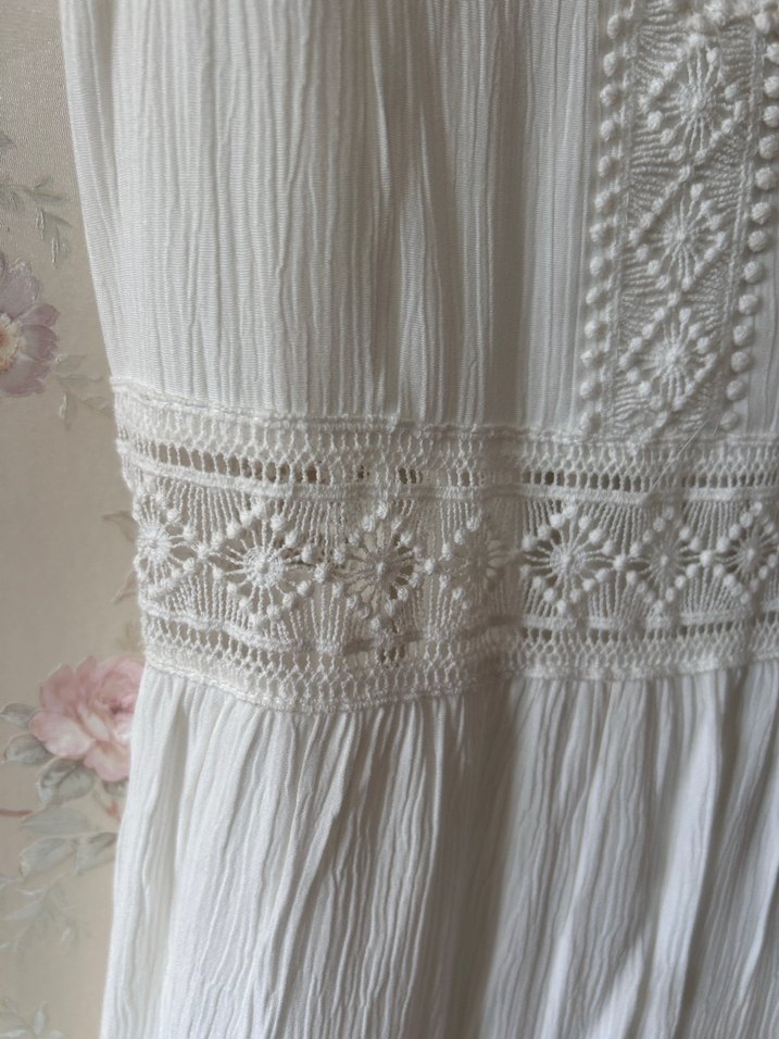 Dantel Detaylı Beyaz Bohem Midi Elbise - Görsel 5