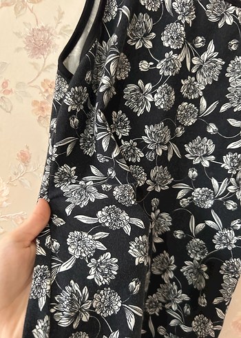 Lacivert Çiçek Desenli Kolsuz Midi Elbise - Görsel 6