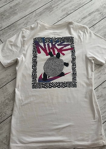 Beyaz Nike Baskılı Tişört