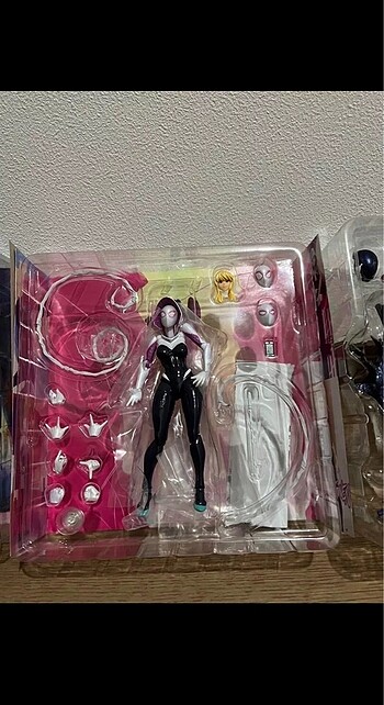 Amazing Yamaguchi Spider-Gwen