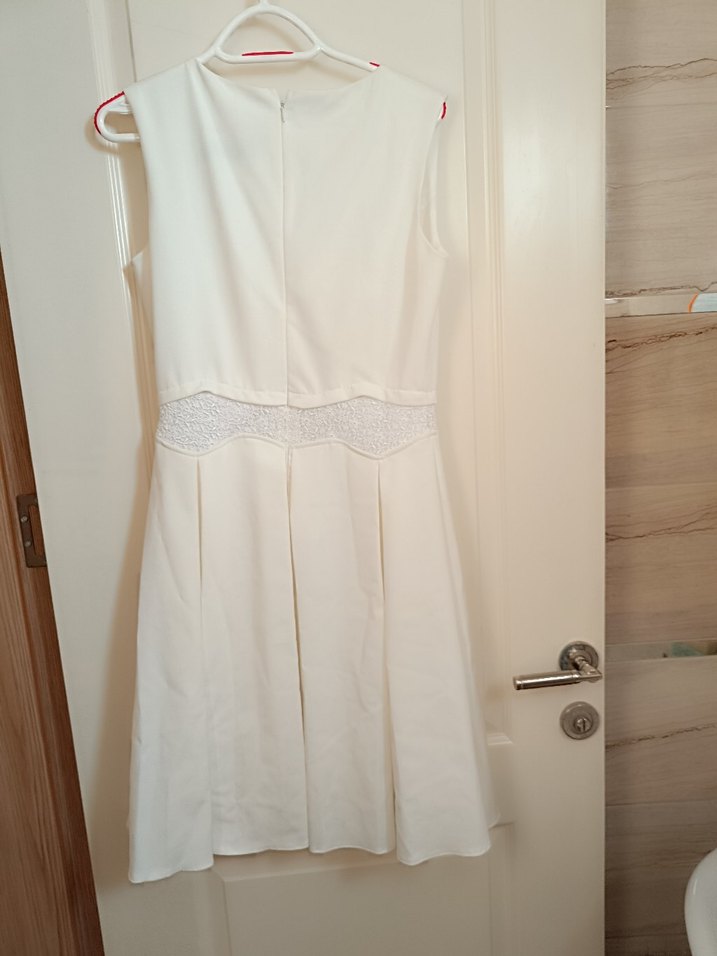 Beyaz Klasik Midi Elbise - Görsel 4