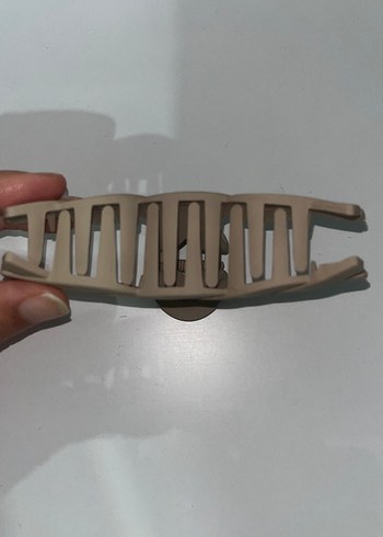 Bej Minimalist Fiyonk Saç Tokası - Görsel 2