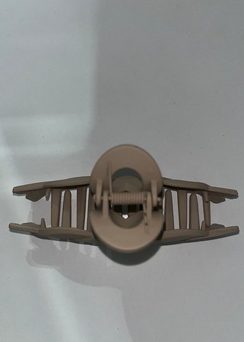 Bej Minimalist Fiyonk Saç Tokası - Görsel 3