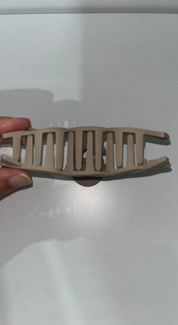 Bej Minimalist Fiyonk Saç Tokası - Görsel 2