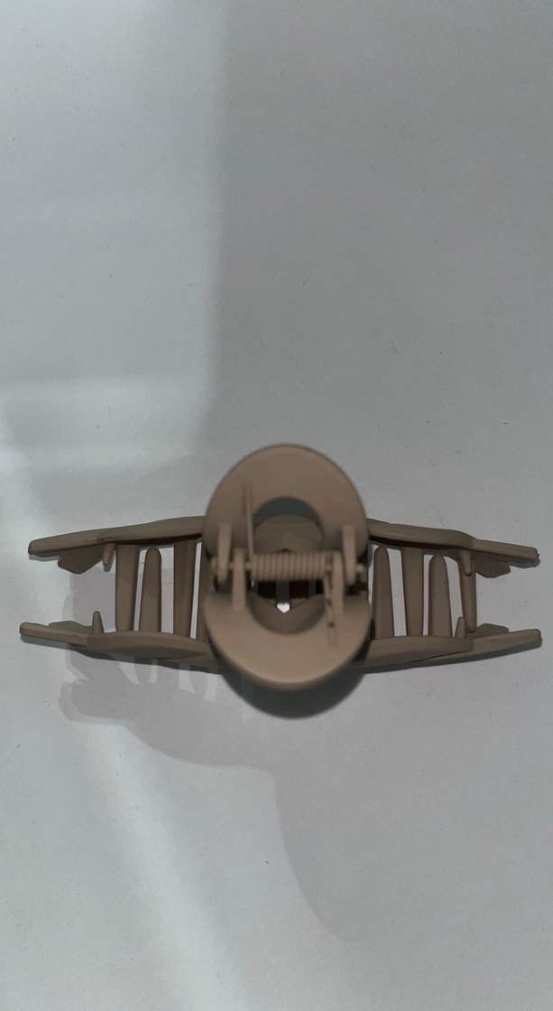 Bej Minimalist Fiyonk Saç Tokası - Görsel 3