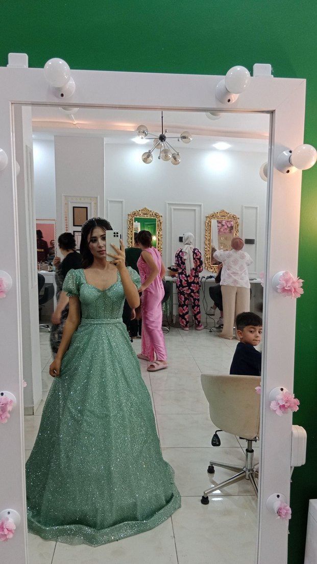 Işıltılı Yeşil nişan elbisesi - Görsel 2