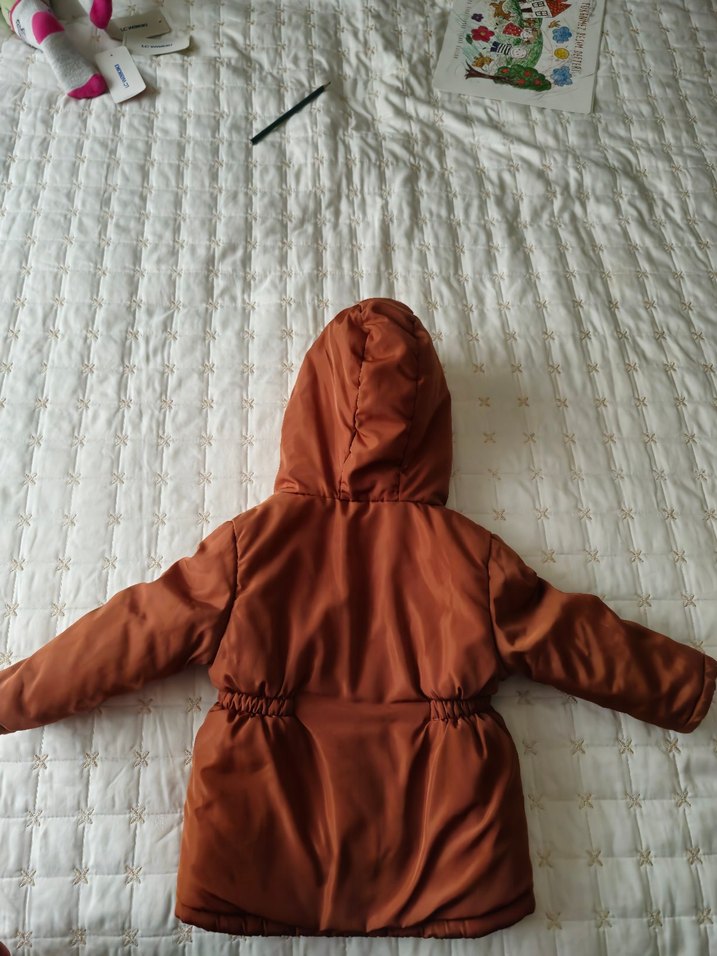 Kız Çocuk Kahverengi Kürklü Kapüşonlu Mont - Görsel 2