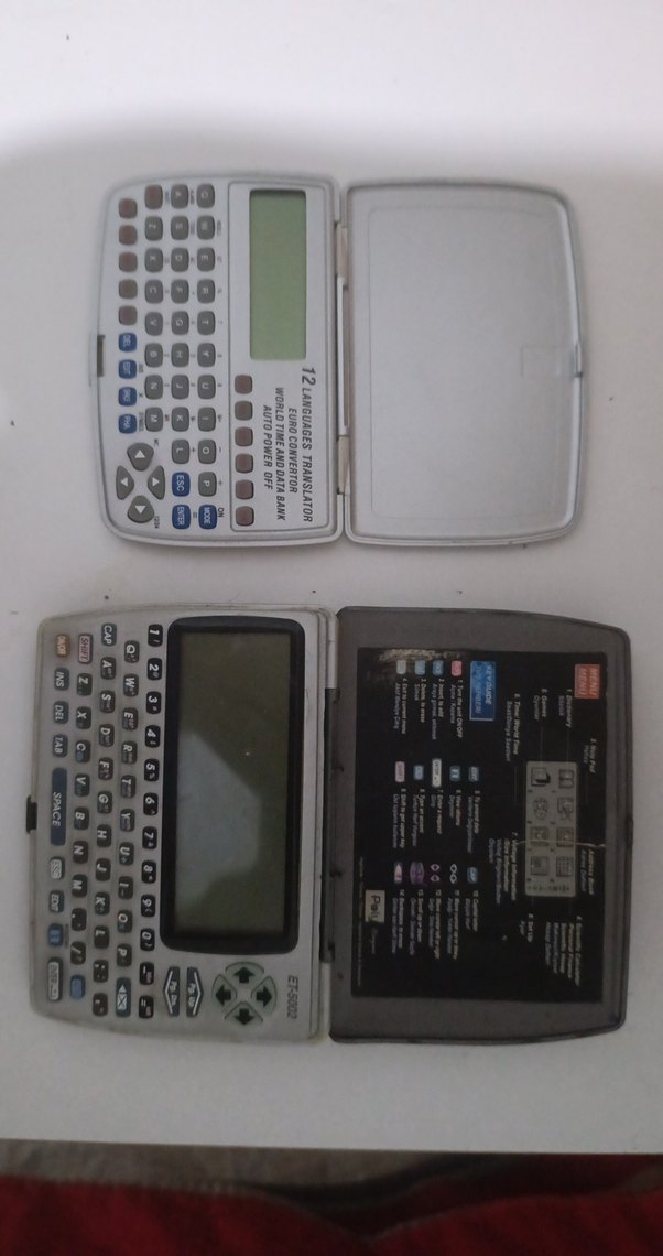 Elektronik Çeviri Cihazları Beyaz ve Gri - Görsel 2