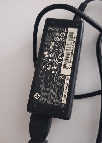 Siyah HP Dizüstü Bilgisayar Şarj Adaptörü - Görsel 4