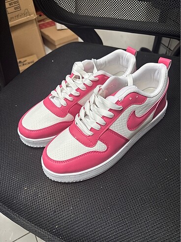 Nike bayan spor ayakkabı pembeli