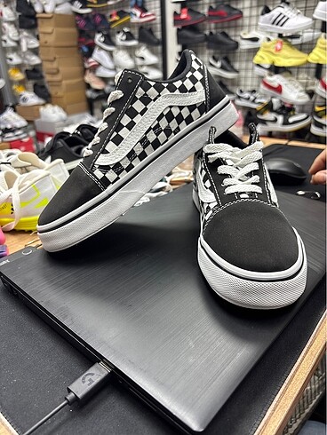 Vans ayakkabı - Görsel 2