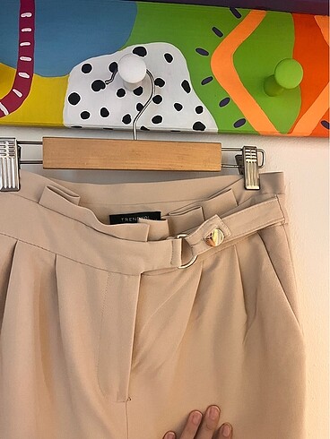 Trendyol & Milla Krem rengi kumaş pantolon