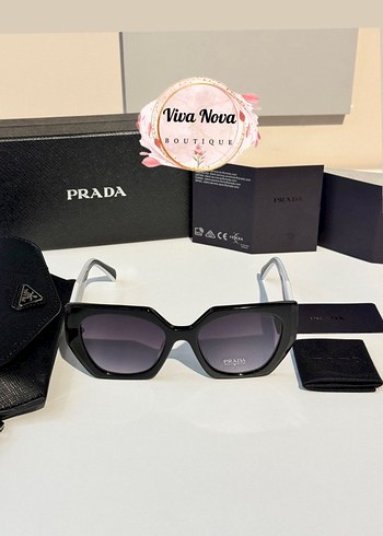 Prada Siyah Kadın Güneş Gözlüğü