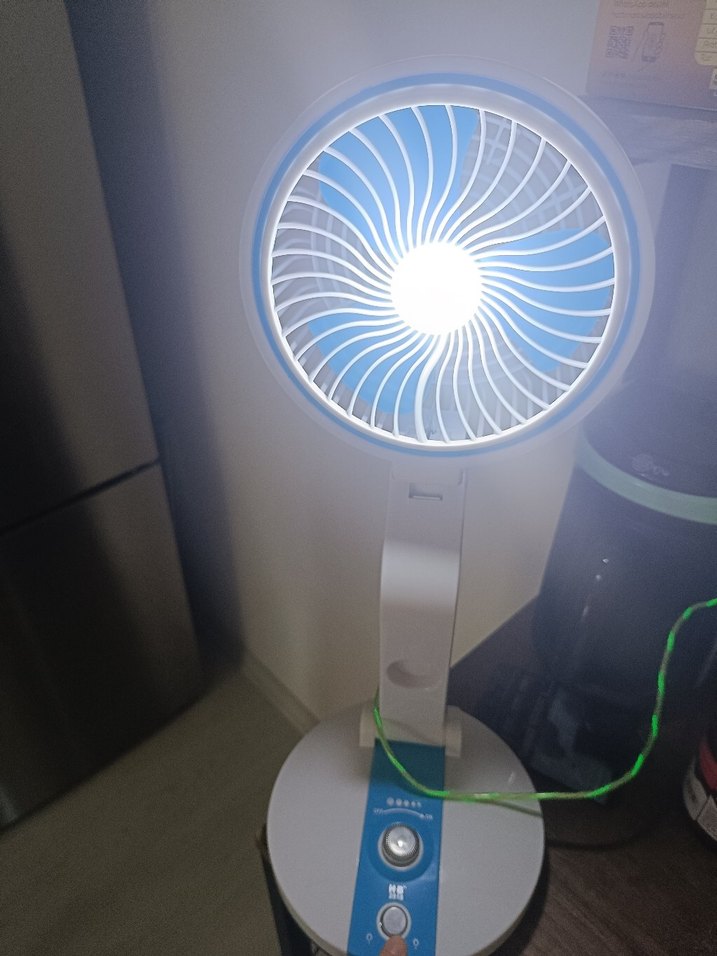 Diger Renkli Mavi Masaüstü Vantilatör - Görsel 3