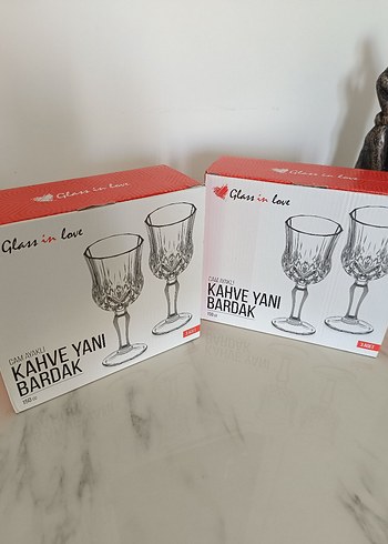 Klasik Desenli Ayaklı kahve Yanı Su Bardağı Seti - Görsel 2