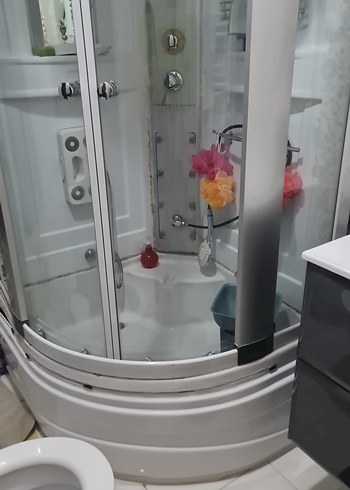 Çiçek Modern Cam Kapaklı Duş Kabini