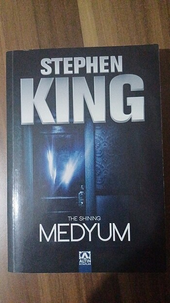 Medyum -Stephen King 