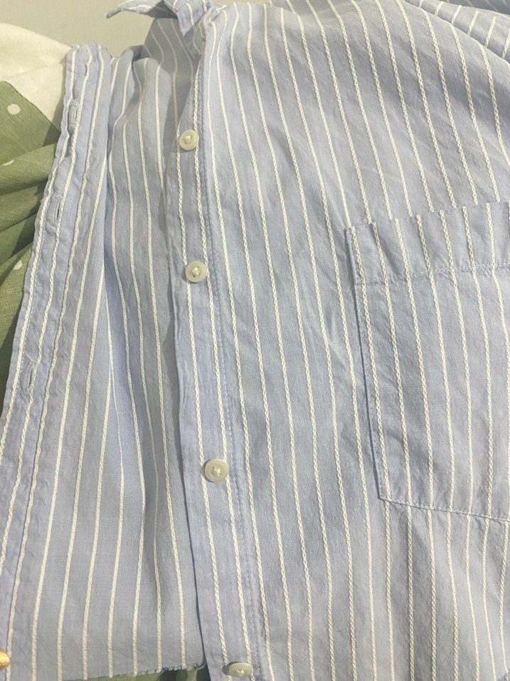 Oysho marka Mavi Çizgili Düğmeli Kadın Gömlek - Görsel 2