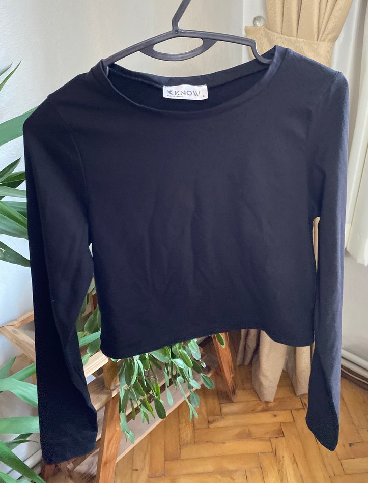 Siyah Uzun Kollu Crop Top - Görsel 2