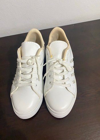 Beyaz simli Bağcıklı Spor Ayakkabı - Görsel 6