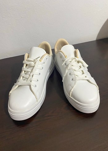 Beyaz simli Bağcıklı Spor Ayakkabı - Görsel 7
