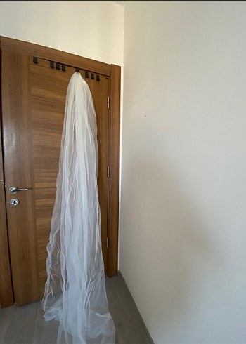 V Yaka İnce Askılı Beyaz Denizkızı Gelinlik - Görsel 7