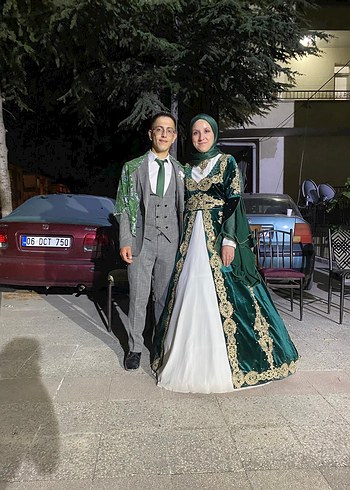 Diğer Altın İşlemeli Uzun Kol Kadın Bindallı
