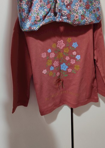 Kız Çocuk Uzun Kollu Çiçek Desenli Tişört - Görsel 3