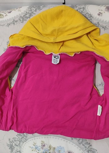 Kız Çocuk Sarı Kapüşonlu Düğmeli Yelek - Görsel 3