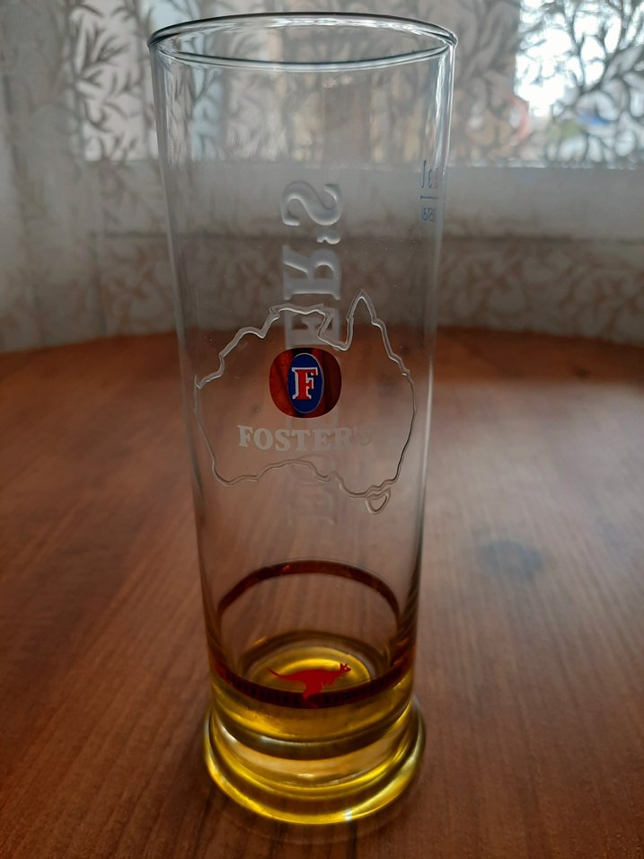 Foster's Renkli Altlıklı Bira bardağı - Görsel 5