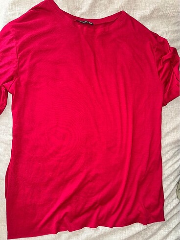 Kırmızı tshirt
