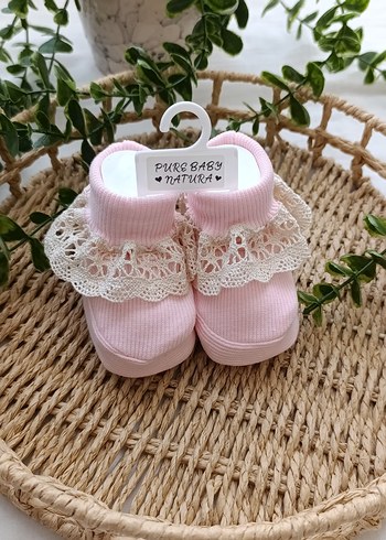 Dantel Detaylı Pembe Örgü Kız Bebek Patik 6ay