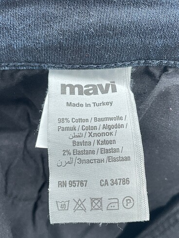 26 Beden lacivert Renk Mavi Jeans Jean / Kot %70 İndirimli.