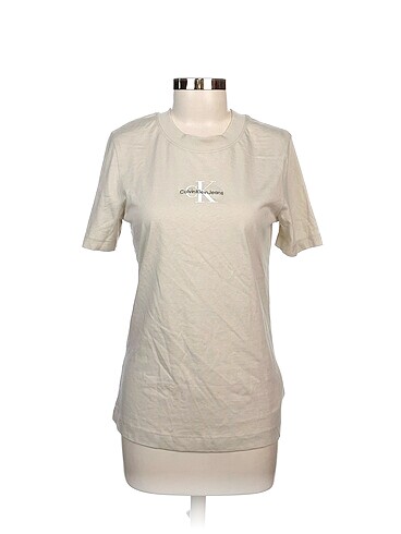 Calvin Klein T-shirt %70 İndirimli.