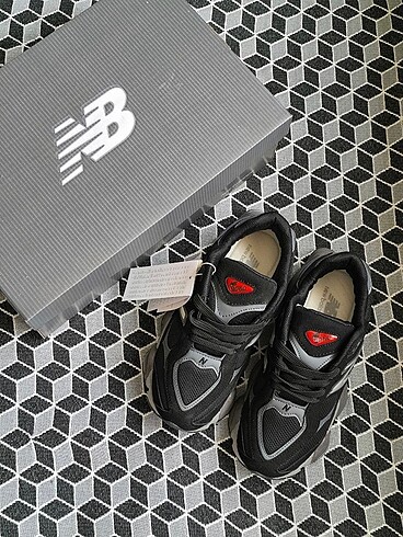 42 Beden çeşitli Renk NEW BALANCE 9060 Siyah-gri